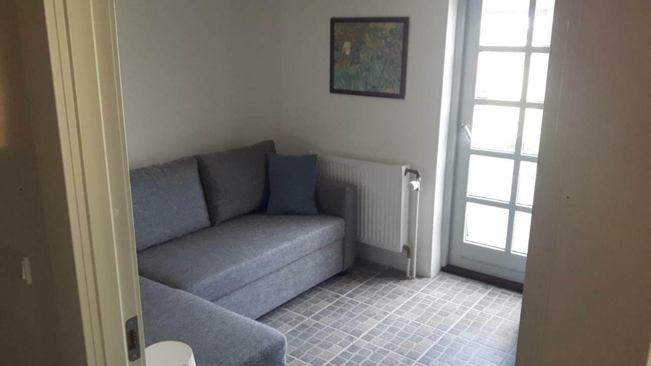 Pelikan Garden 1 Ferielejlighed Max 4 Personer Ved 2 Personer 650,00 Ekstra Personer 150,00 Kr Ekstra Стеге Экстерьер фото
